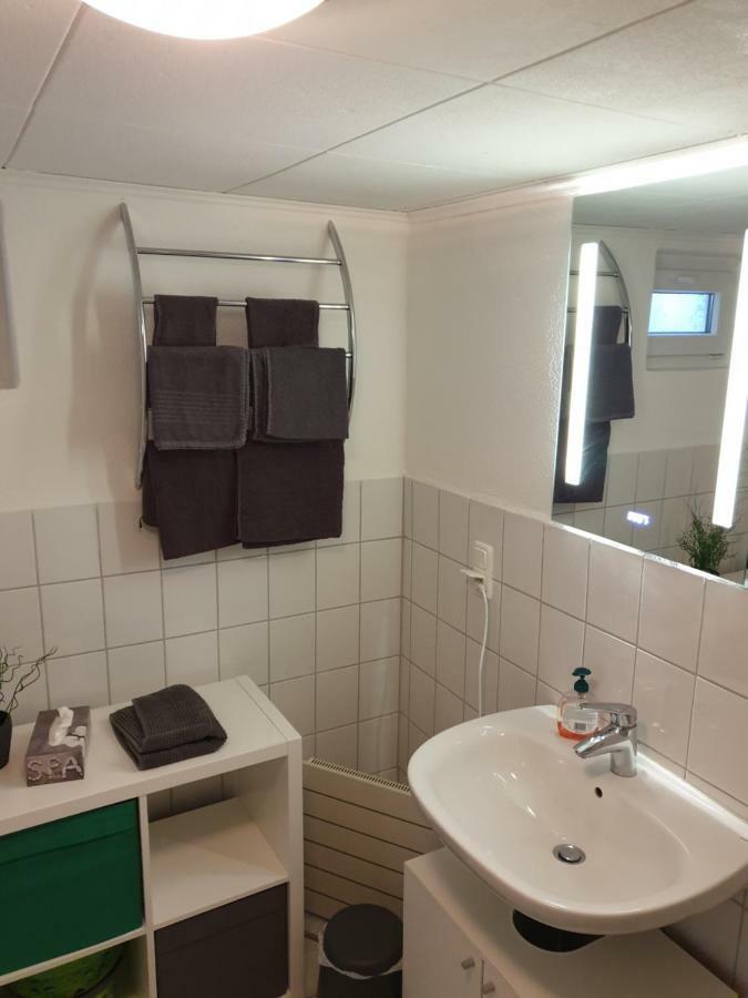 Gemuetliche, Ruhig Gelegene Wohnung In コッヘム エクステリア 写真